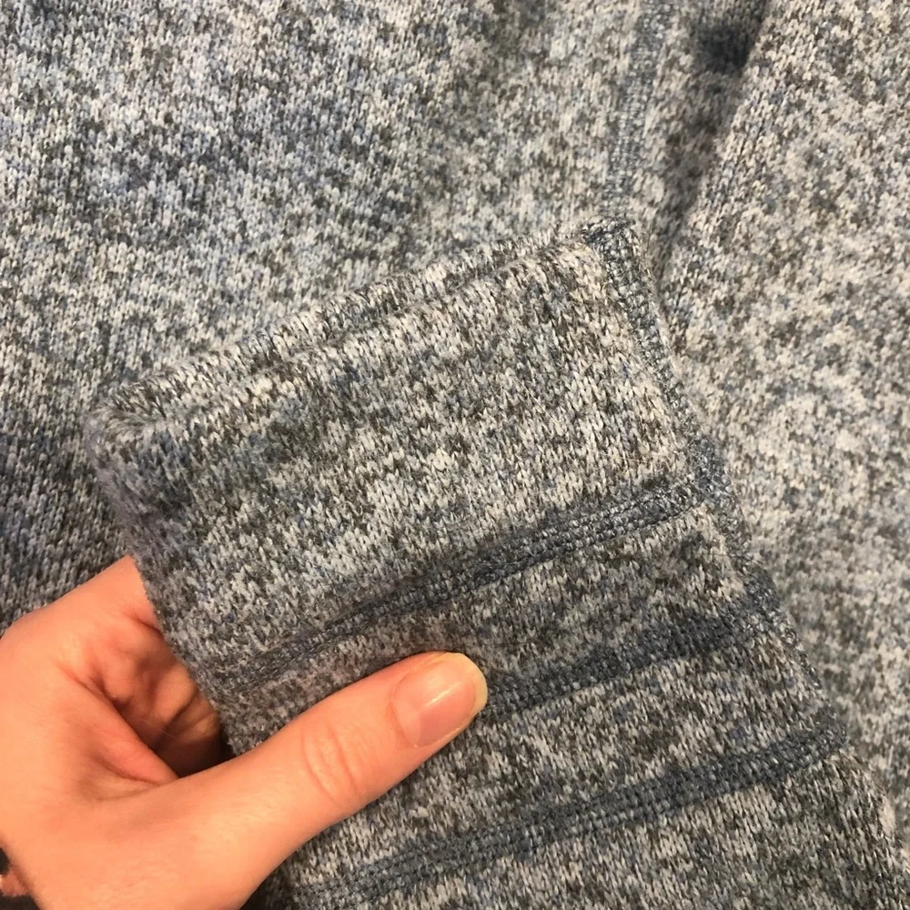 Great condition Women’s North Face hooded jacket size xs light blue speckled - Picture 11 of 17